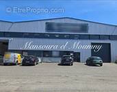 Commerce à JOUE-LES-TOURS