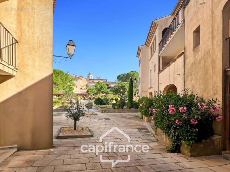 Appartement à MALLEMORT