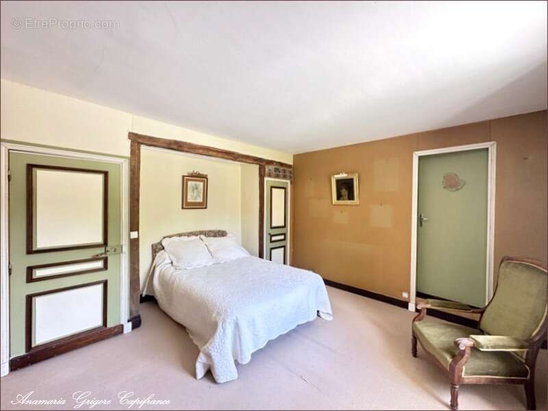 Maison à SAINT-ARNOULT-DES-BOIS