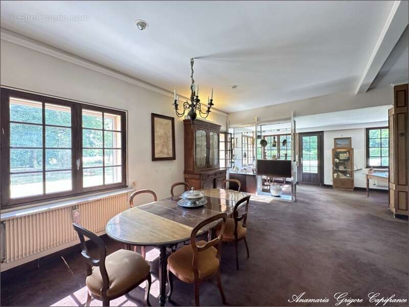 Maison à SAINT-ARNOULT-DES-BOIS