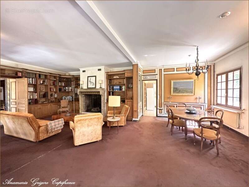 Maison à SAINT-ARNOULT-DES-BOIS