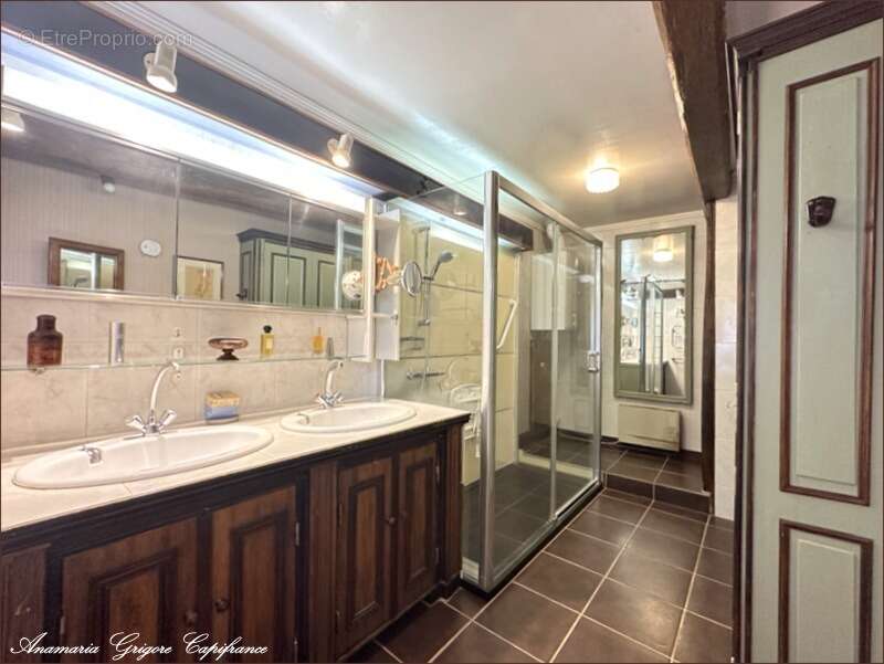 Maison à SAINT-ARNOULT-DES-BOIS