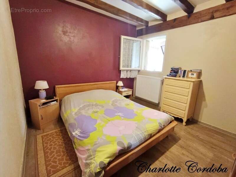 Maison à FEUGAROLLES