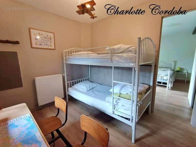 Maison à FEUGAROLLES