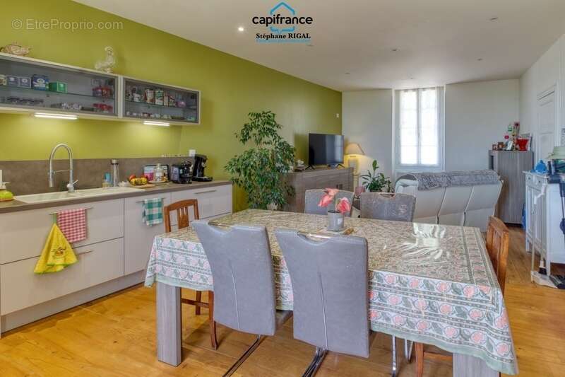 Maison à MONFLANQUIN