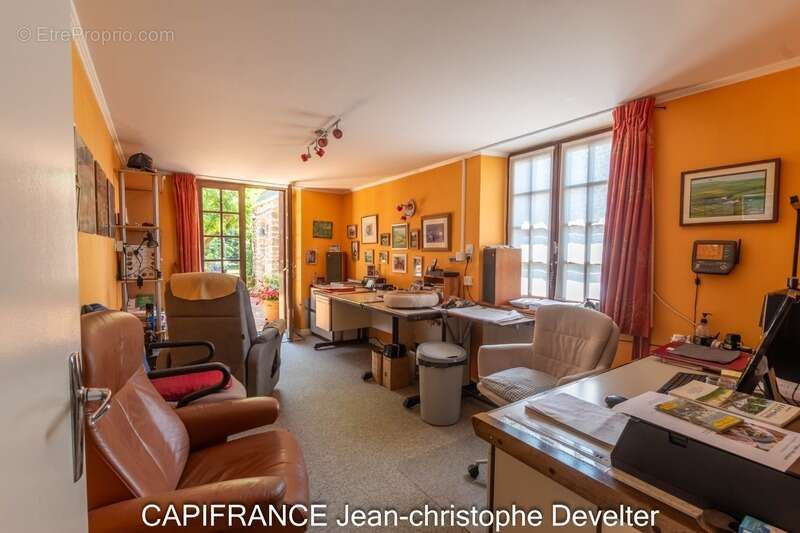 Maison à LA BAZOGE-MONTPINCON