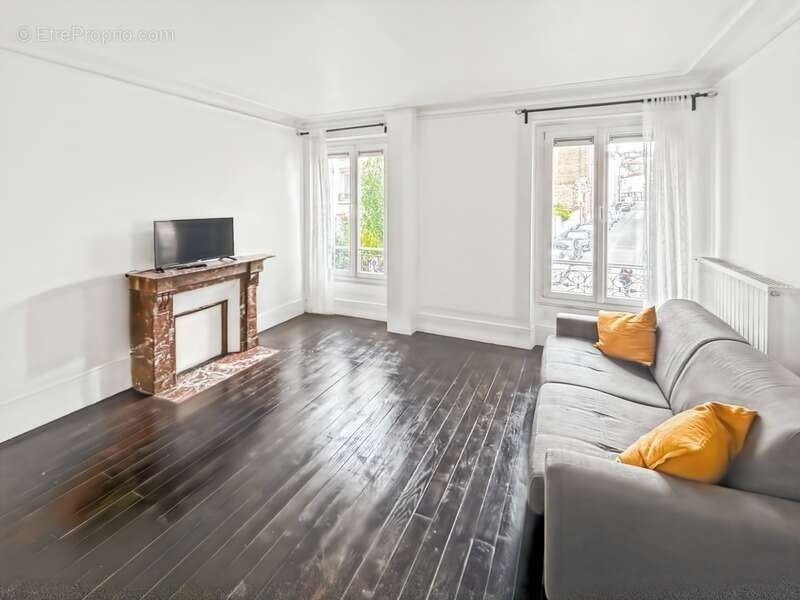 Appartement à FONTENAY-SOUS-BOIS