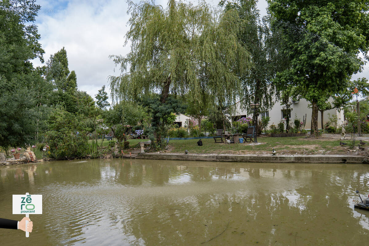 Maison à LA CHAPELLE-HERMIER