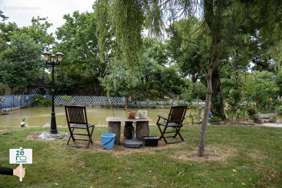 Maison à LA CHAPELLE-HERMIER