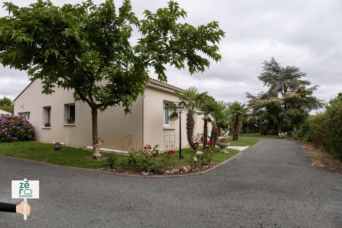 Maison à LA CHAPELLE-HERMIER