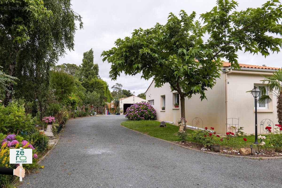 Maison à LA CHAPELLE-HERMIER