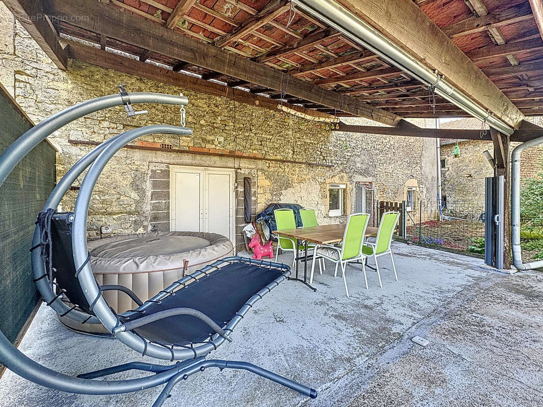 Maison à SANDAUCOURT