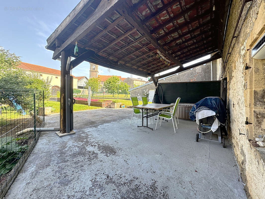 Maison à SANDAUCOURT