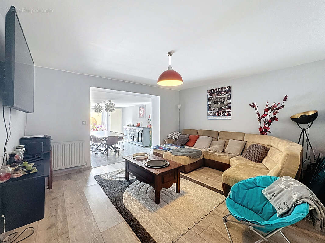 Maison à SANDAUCOURT