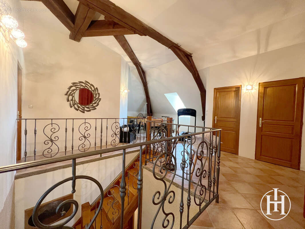 Maison à CHARENTON-DU-CHER