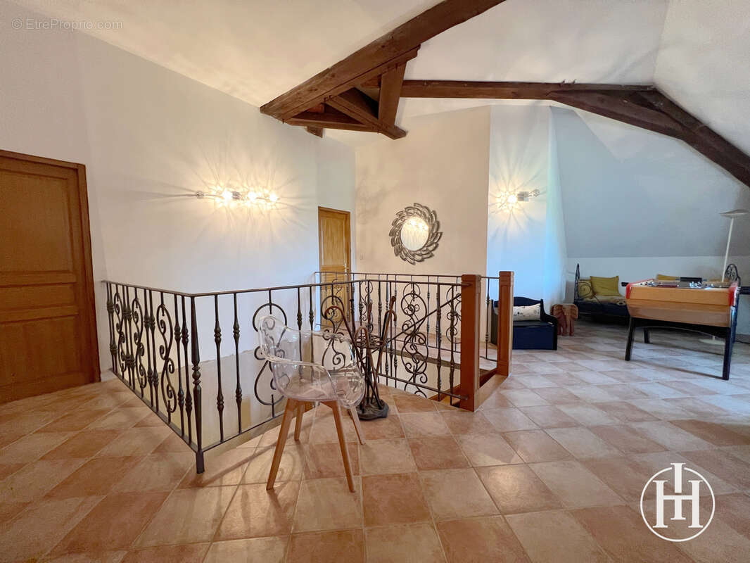 Maison à CHARENTON-DU-CHER