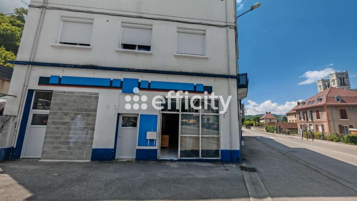 Commerce à SAINT-LAURENT-DU-PONT