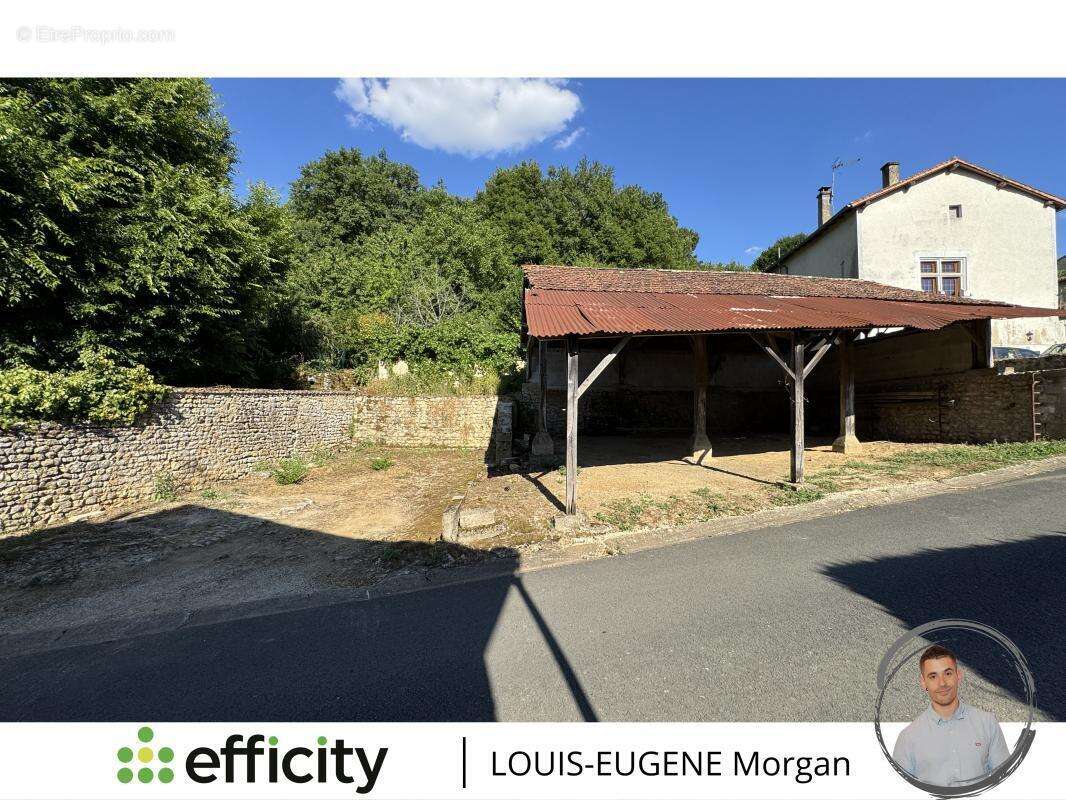 Maison à CELLE-LEVESCAULT