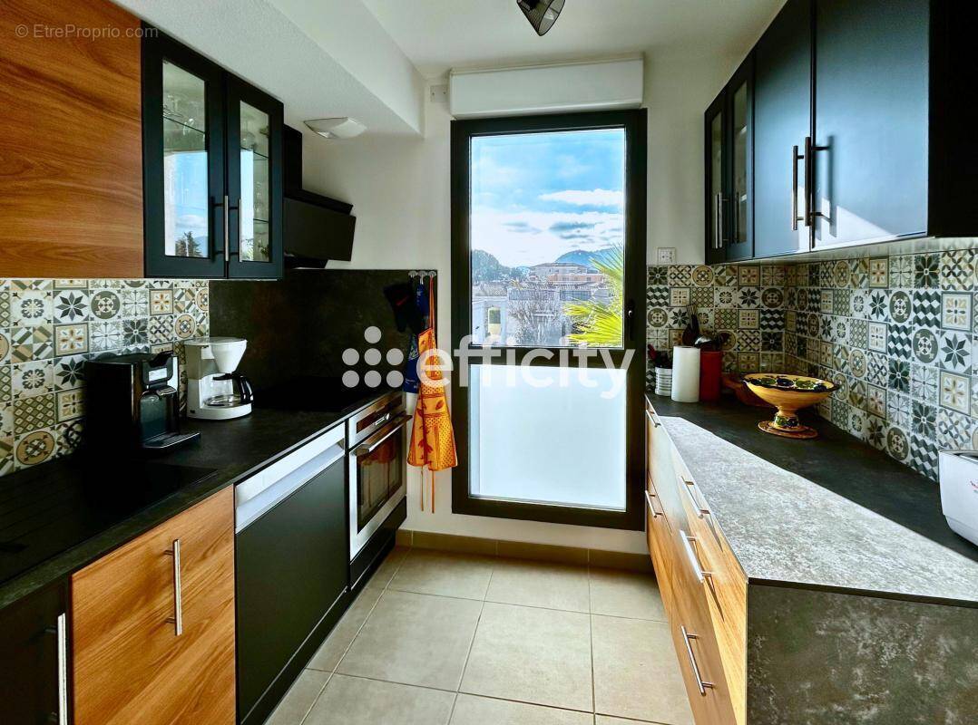 Appartement à MANDELIEU-LA-NAPOULE