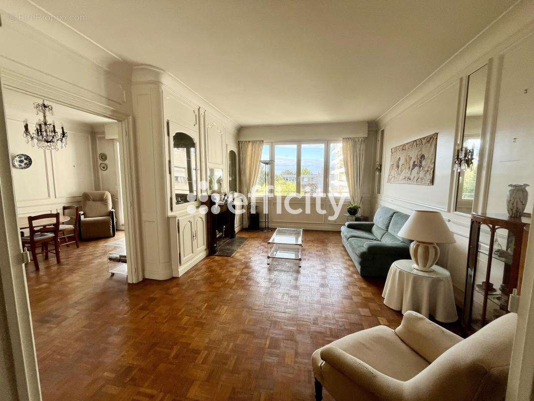 Appartement à LA MADELEINE