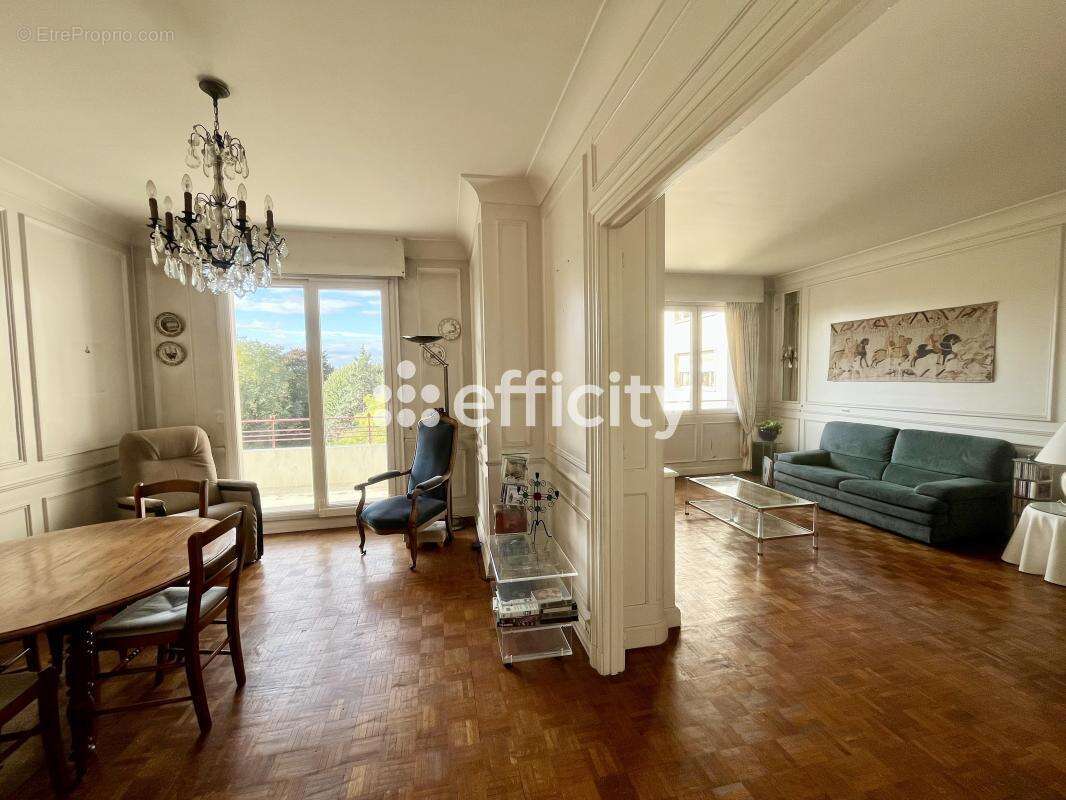 Appartement à LA MADELEINE