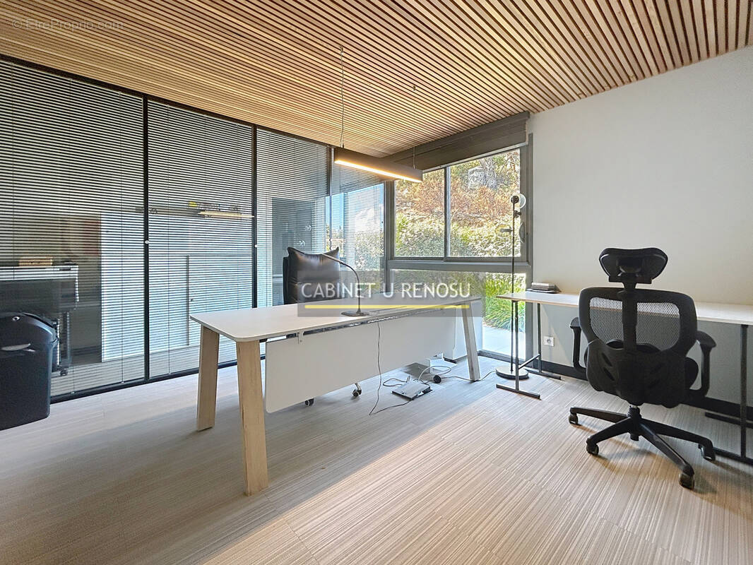 Commerce à PORTO-VECCHIO