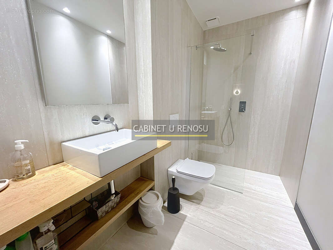 Commerce à PORTO-VECCHIO