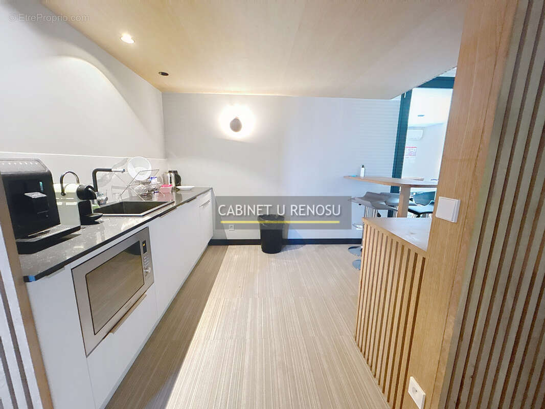 Commerce à PORTO-VECCHIO