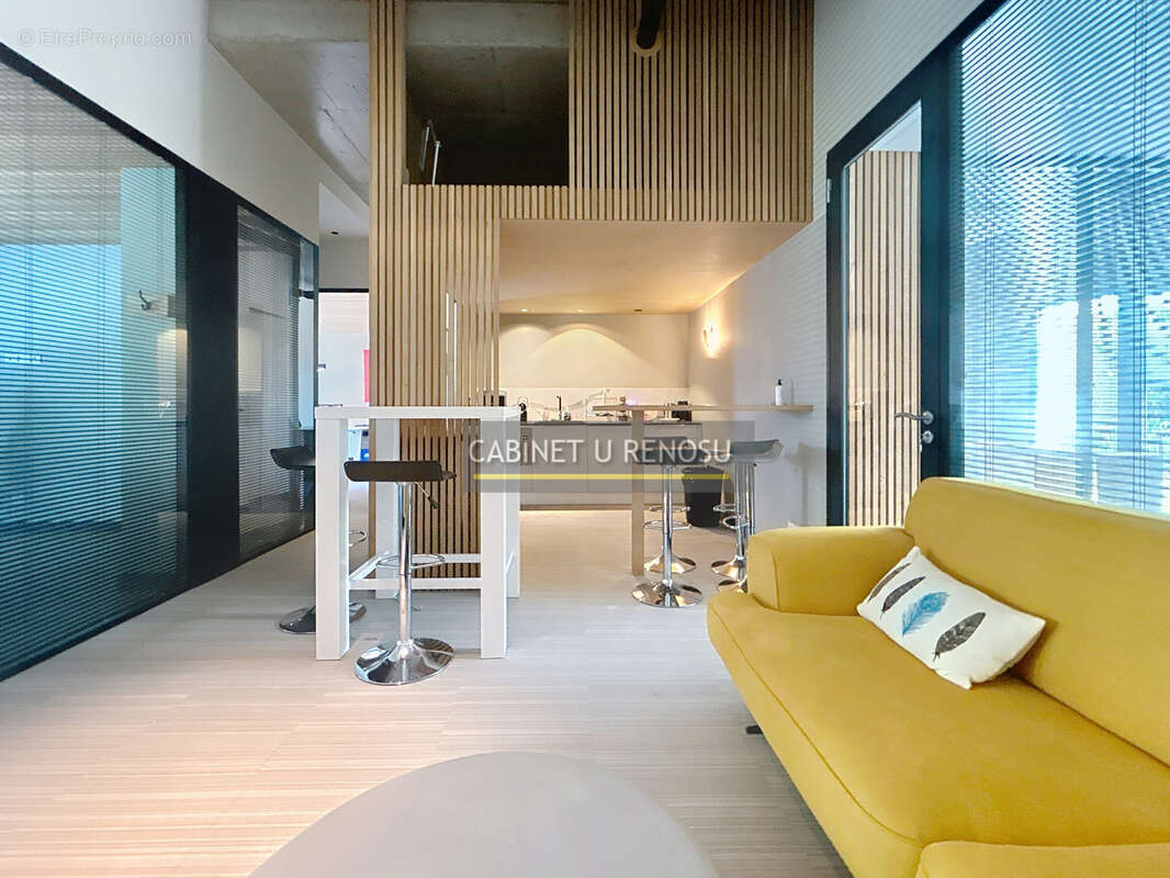 Commerce à PORTO-VECCHIO