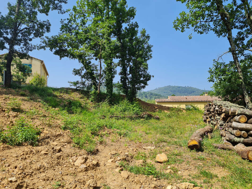 Terrain à SAINT-JEAN-DU-GARD