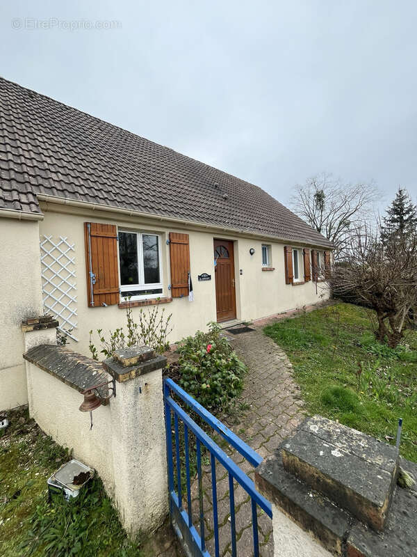 Maison à CLOYES-SUR-LE-LOIR