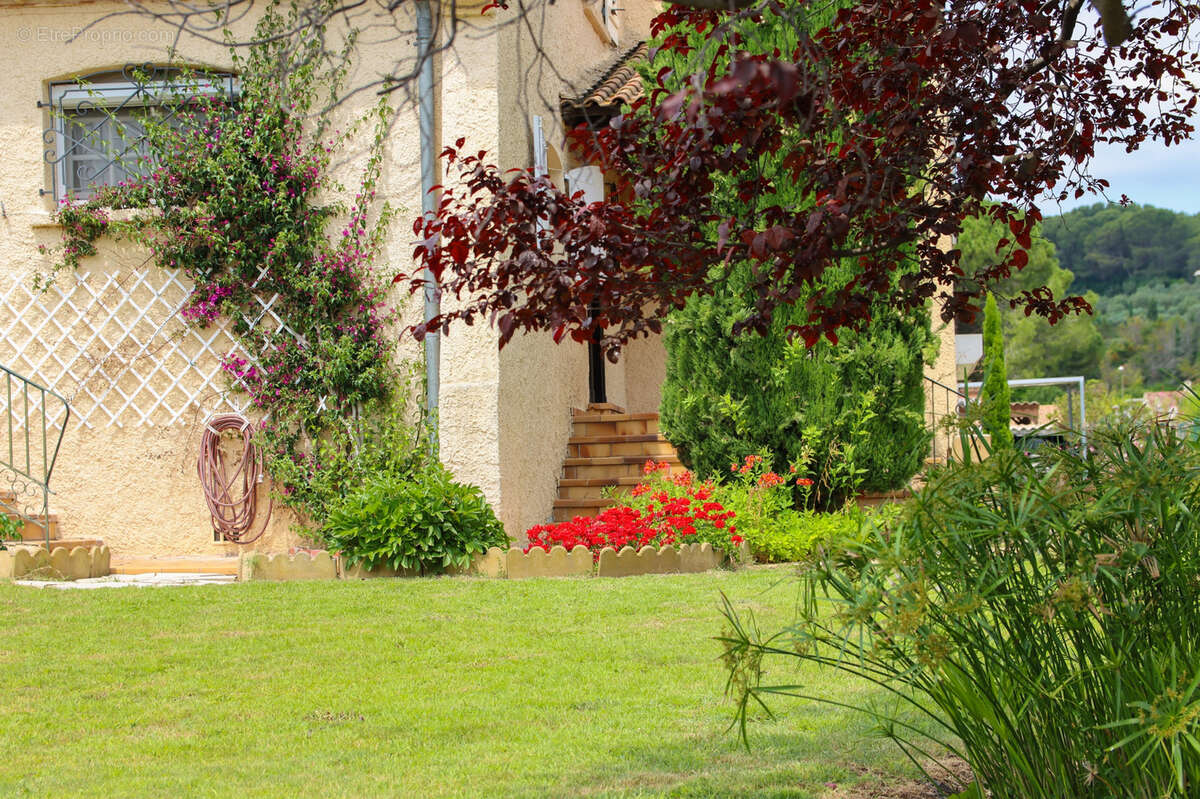 Maison à CLERMONT-L&#039;HERAULT