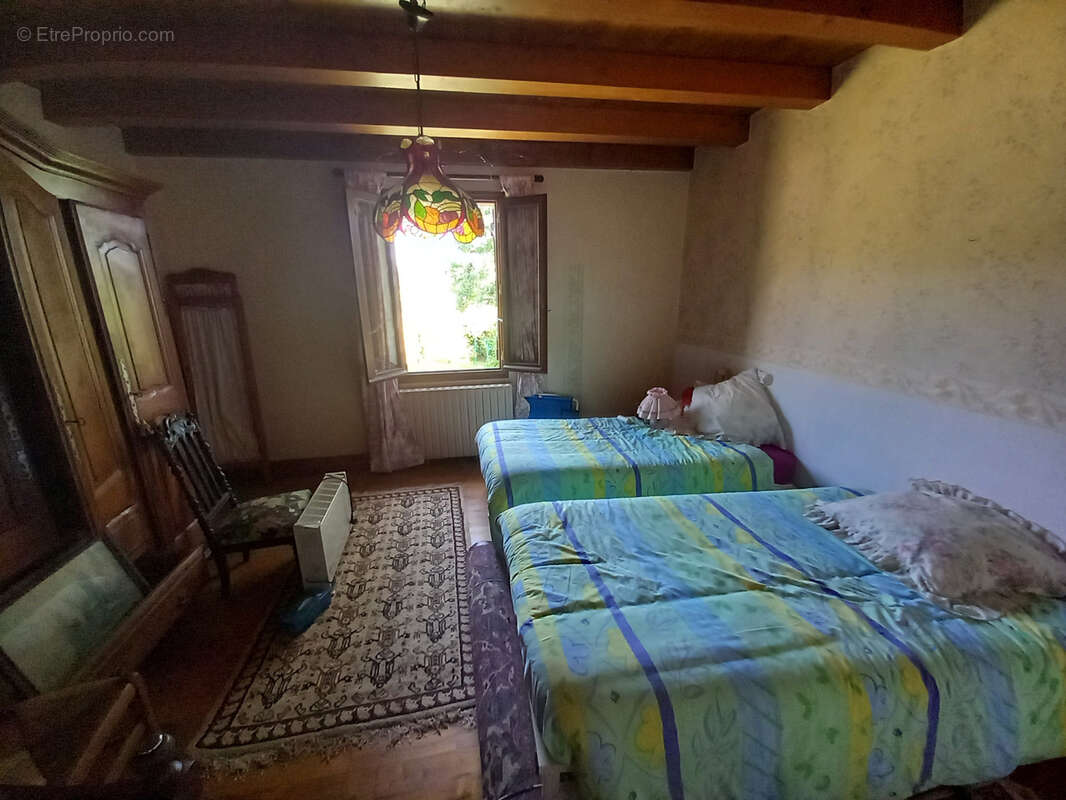 Maison à FRAYSSINET-LE-GELAT