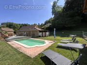 Maison à SAINT-GEORGES-DE-MONTCLARD