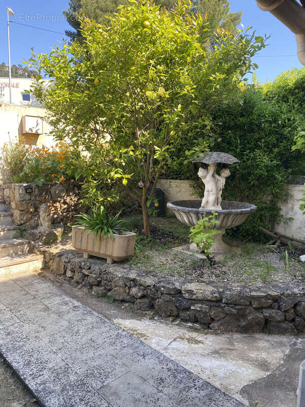 Maison à PEYMEINADE