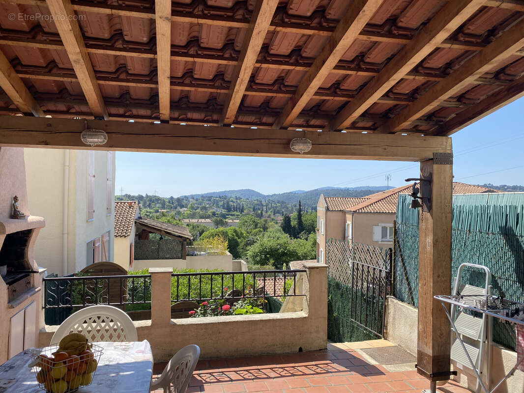 Maison à PEYMEINADE