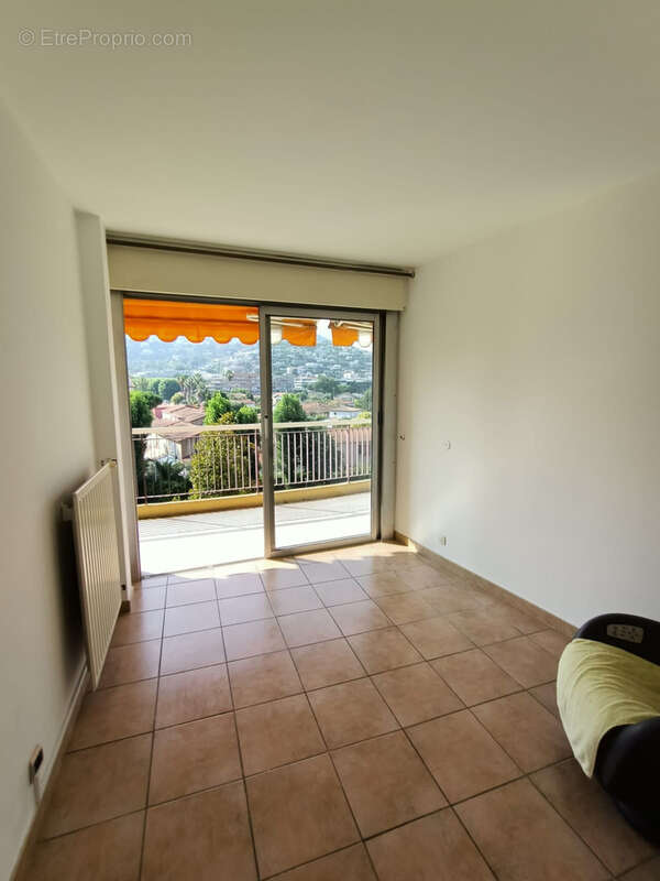 Appartement à MANDELIEU-LA-NAPOULE