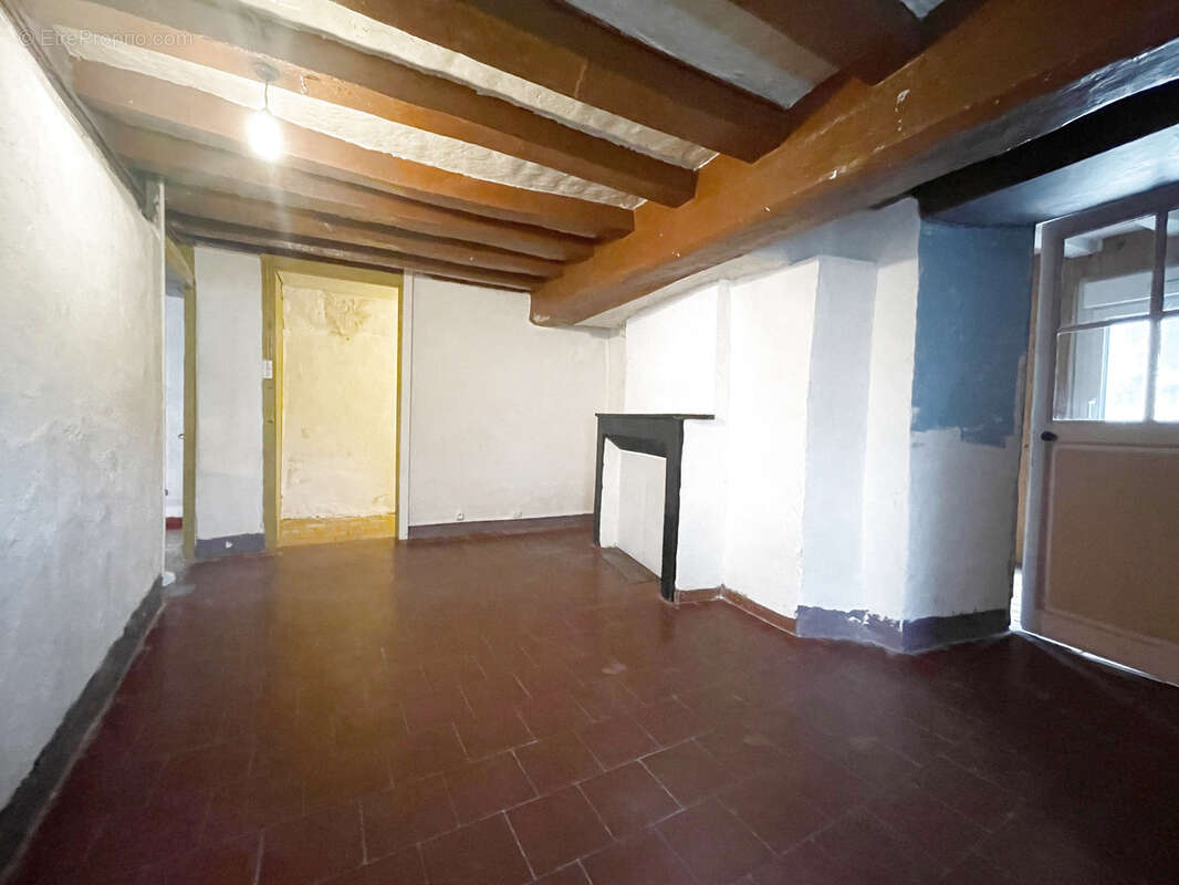 Maison à LE BOURG-D&#039;IRE