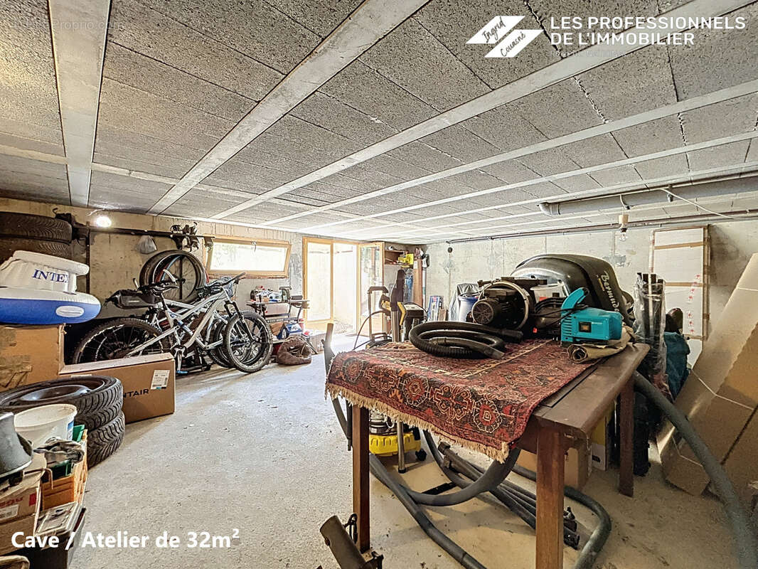 Maison à CHALLES-LES-EAUX