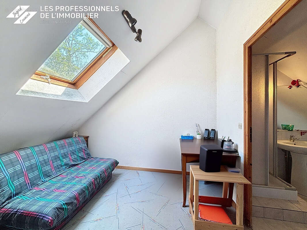 Maison à CHALLES-LES-EAUX