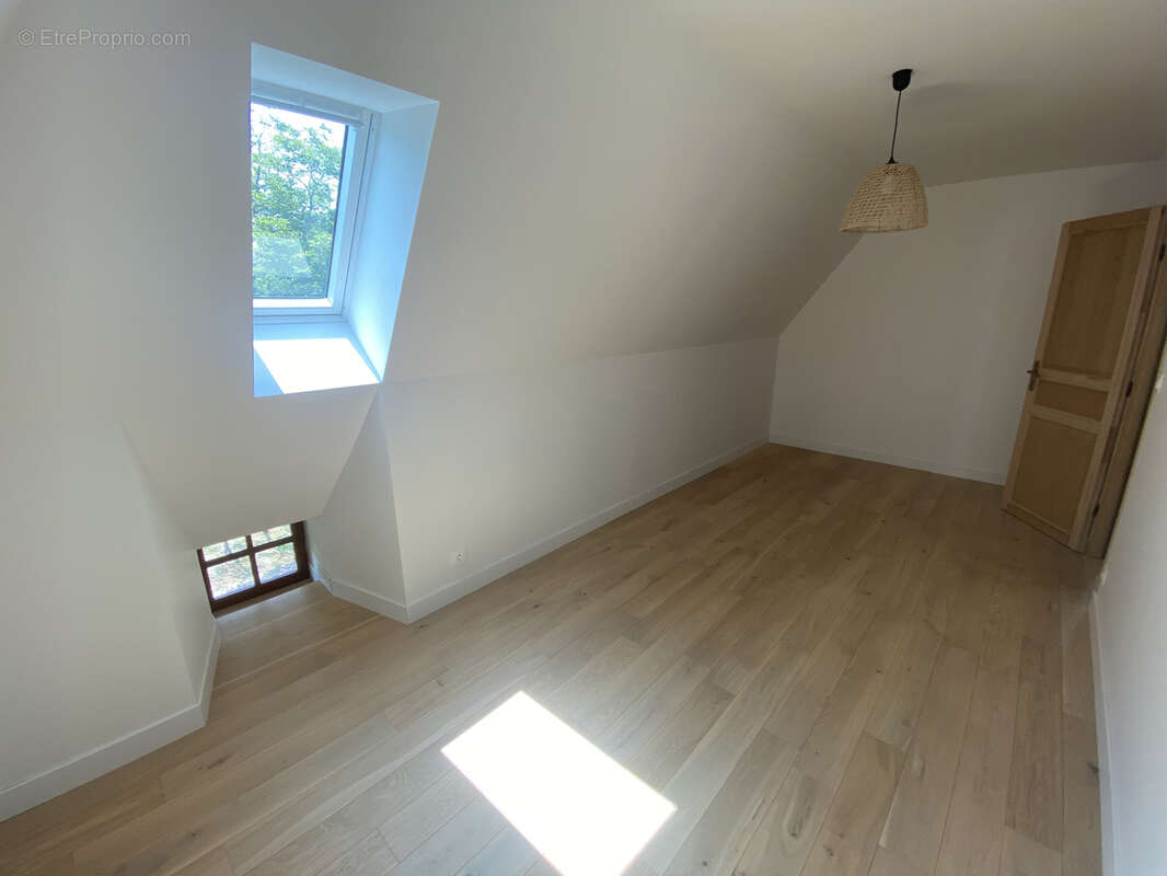 Maison à CHENAILLER-MASCHEIX