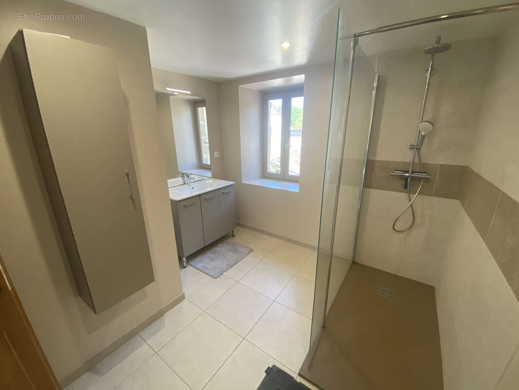 Maison à CHENAILLER-MASCHEIX