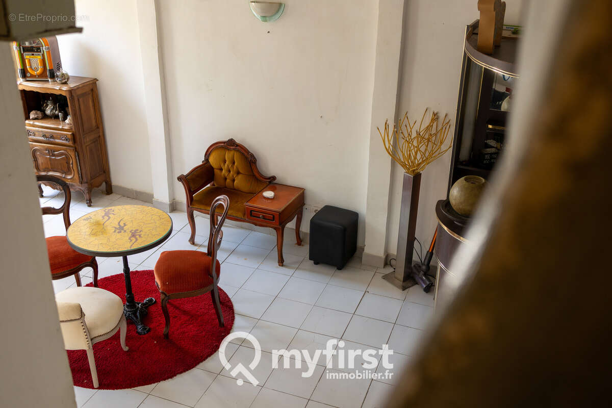 Appartement à LA CRAU