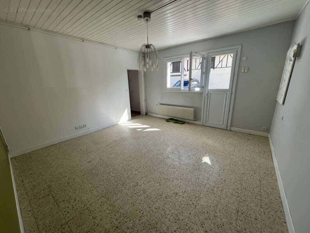 Maison à GRAND-COURONNE