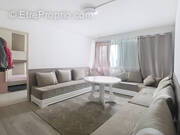 Appartement à GRAND-CHARMONT