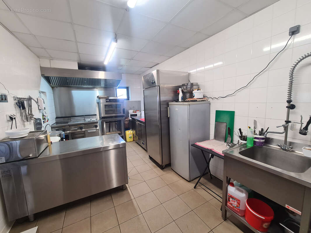 Commerce à SAINT-MARCEL-LES-VALENCE