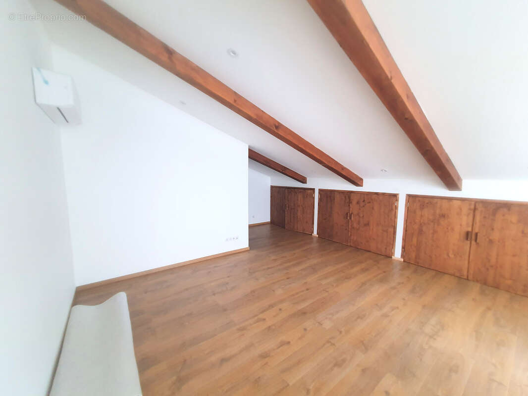 Maison à CLERMONT-L'HERAULT