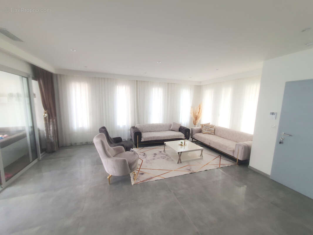 Maison à CLERMONT-L'HERAULT