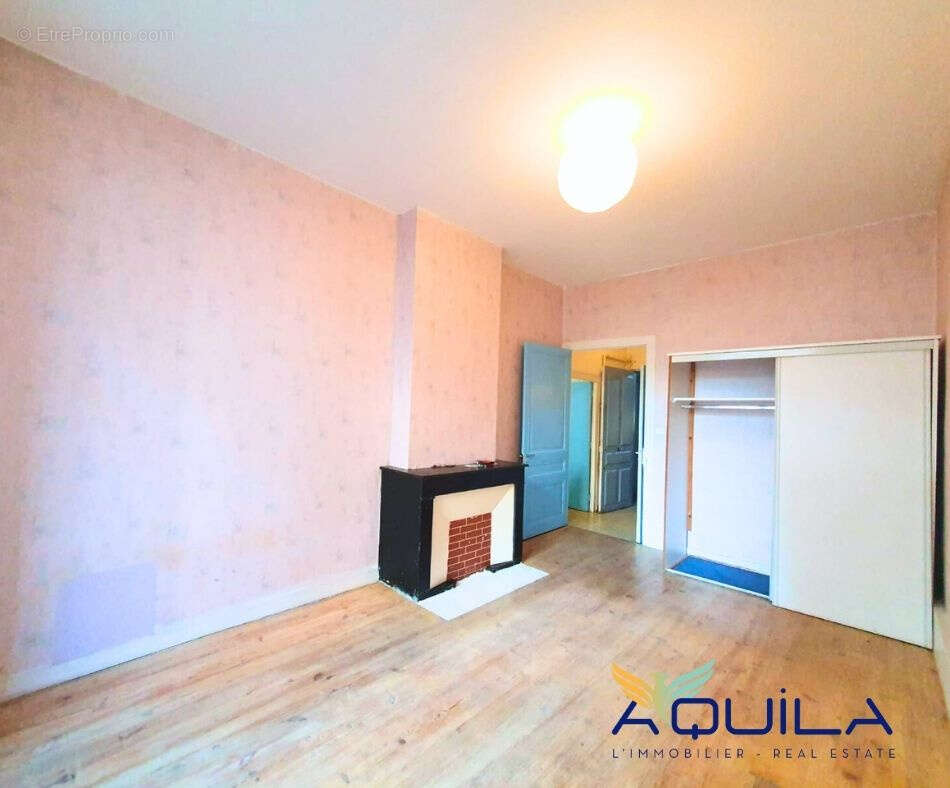 Appartement à SAINT-ETIENNE