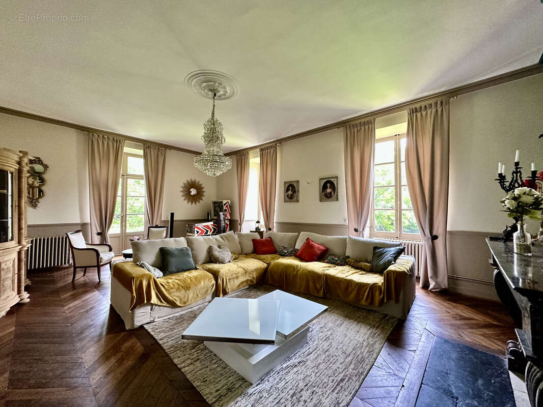 Maison à L'ISLE-JOURDAIN